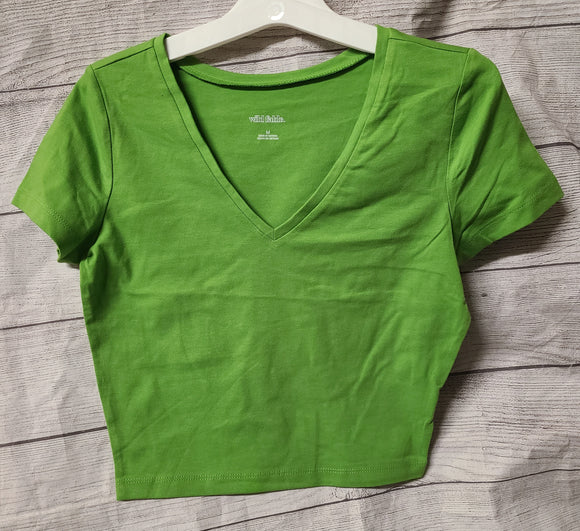 green v neck crop top