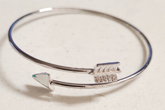 adjustable arrow bracelet