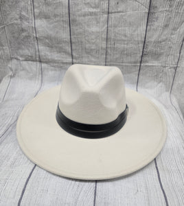 cream fashion hat