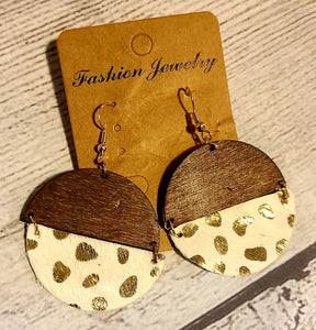 earring light cheetah moon