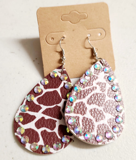 brown colored giraffe earring