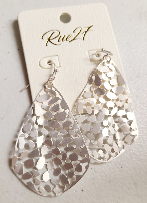 metal filigree dangle drop earring