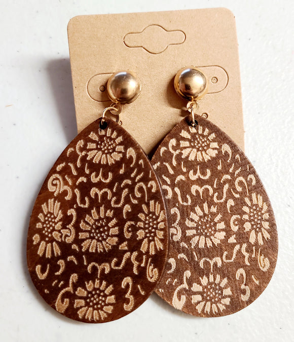 wood tear drop earring