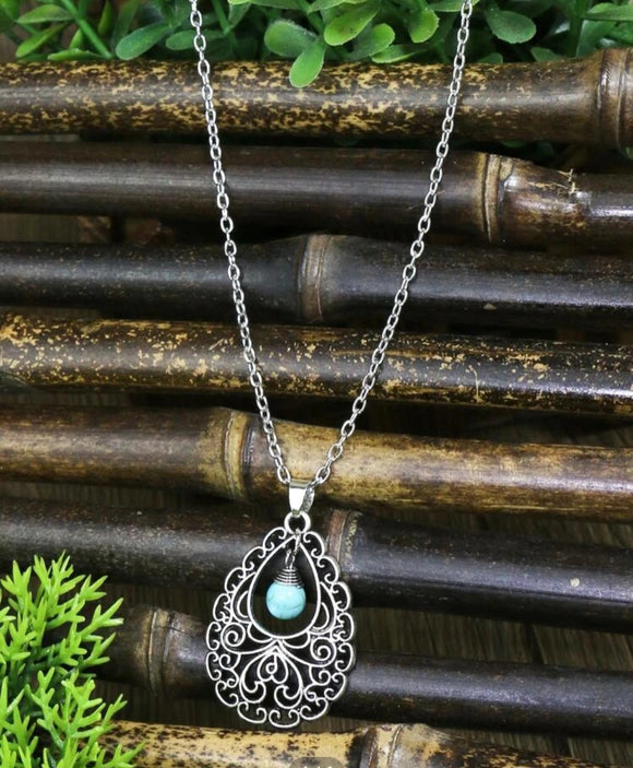 filligree necklace